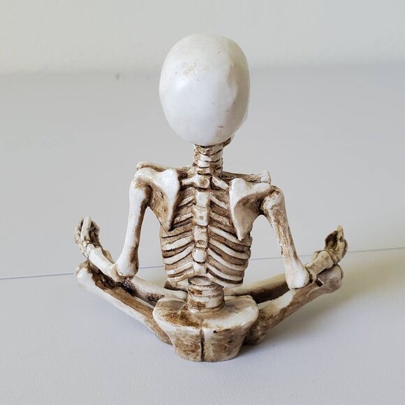 Halloween Yoga Skeleton Figurines Decorations Zen Poses Resin Set of 4 New - Picture 12 of 16